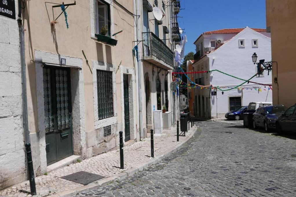 Alfama'S Hidden Terrace Gem Apartment Lisboa Ngoại thất bức ảnh